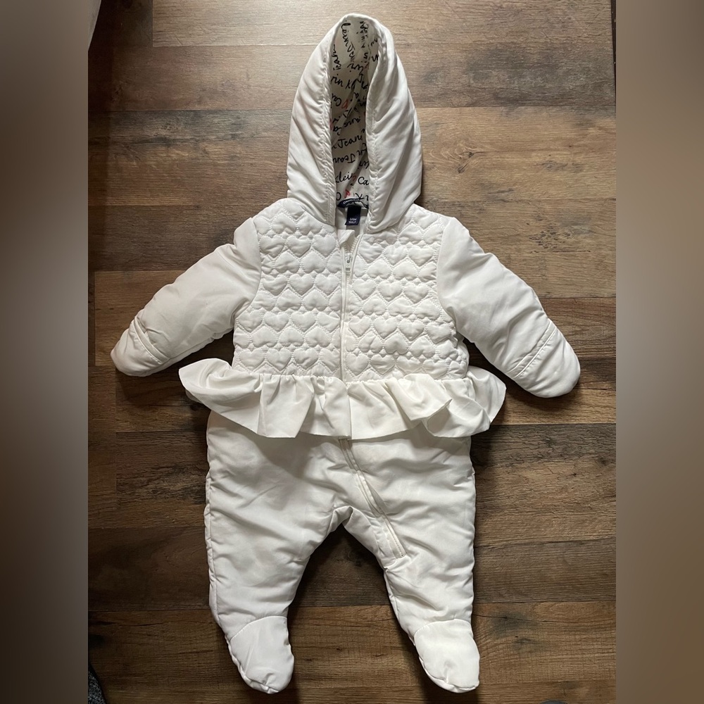 Calvin Klein Baby Girl White Ruffle Snowsuit Size 3-6M